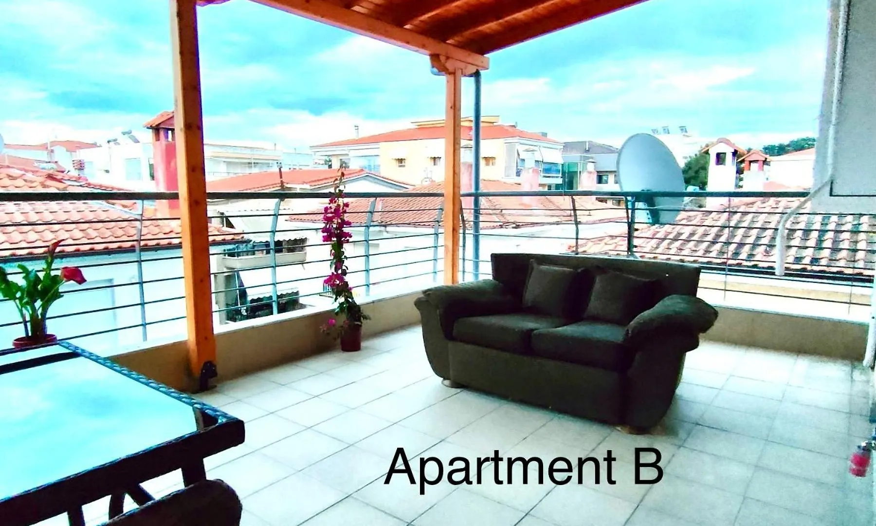 Paradise Mirka Two Apartments Skála Neón Epivatón